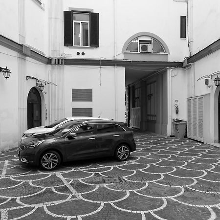 Le Corti Di Napoli Apartments Kültér fotó