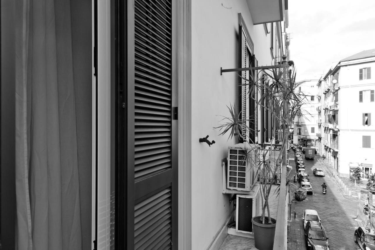 Le Corti Di Napoli Apartments Kültér fotó