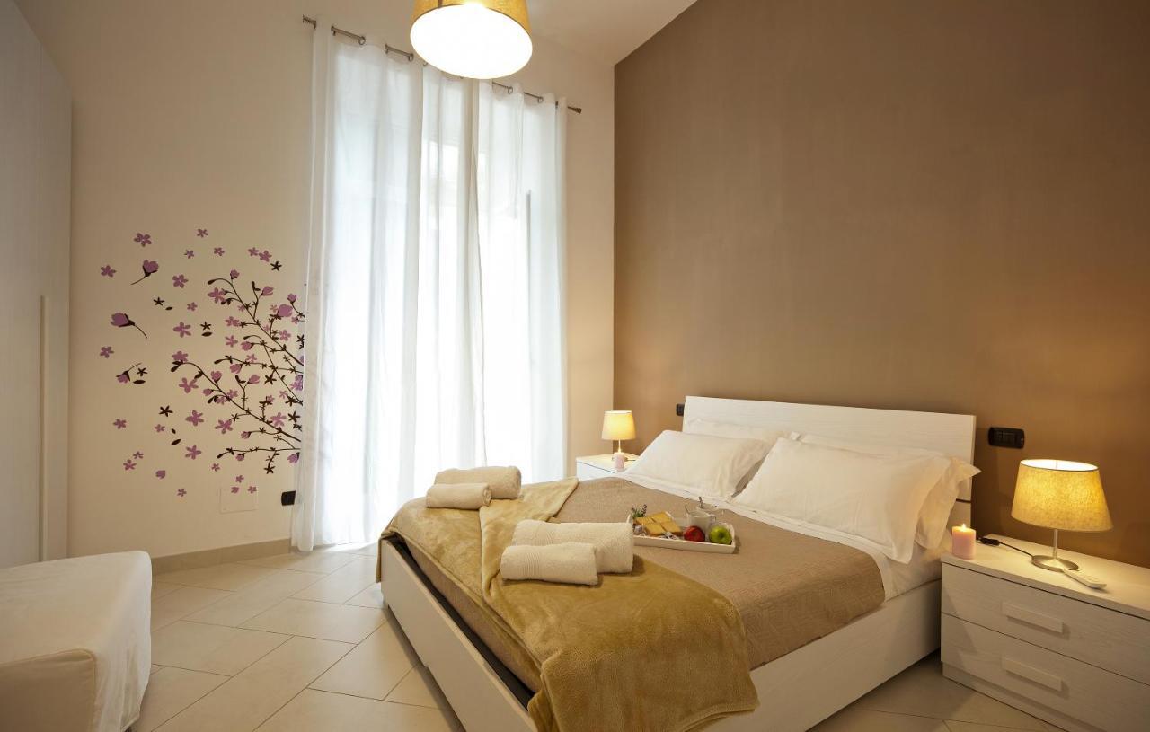 Le Corti Di Napoli Apartments Kültér fotó