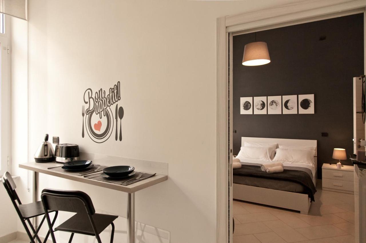 Le Corti Di Napoli Apartments Kültér fotó